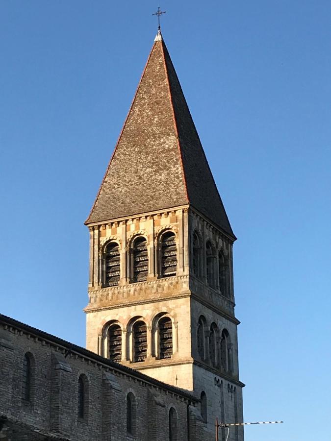 La Maison De Marion Tournus Bagian luar foto