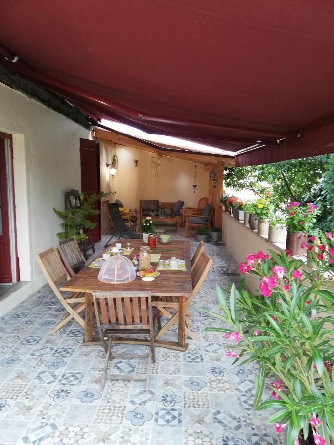 La Maison De Marion Tournus Bagian luar foto